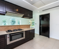 Massive Plot | 5 Beds | Crypto Accepted