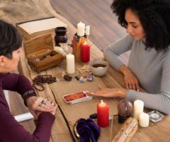 Tarot Reading : Your Guide To Insight And Clarity